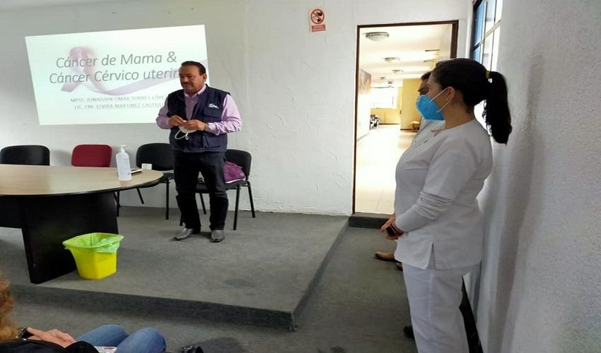 Personal médico del ISSSTE ubicado en nuestro municipio, brindó una platica por el día internacional de la mujer.