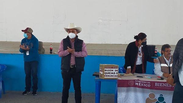 El alcalde Juan José Contreras Castillo les dio la más cordial bienvenida al personal de Gobierno Federa.