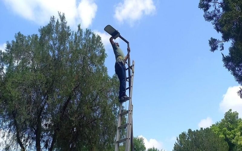 Otras comunidades donde también se realizó la rehabilitación de su alumbrado público.