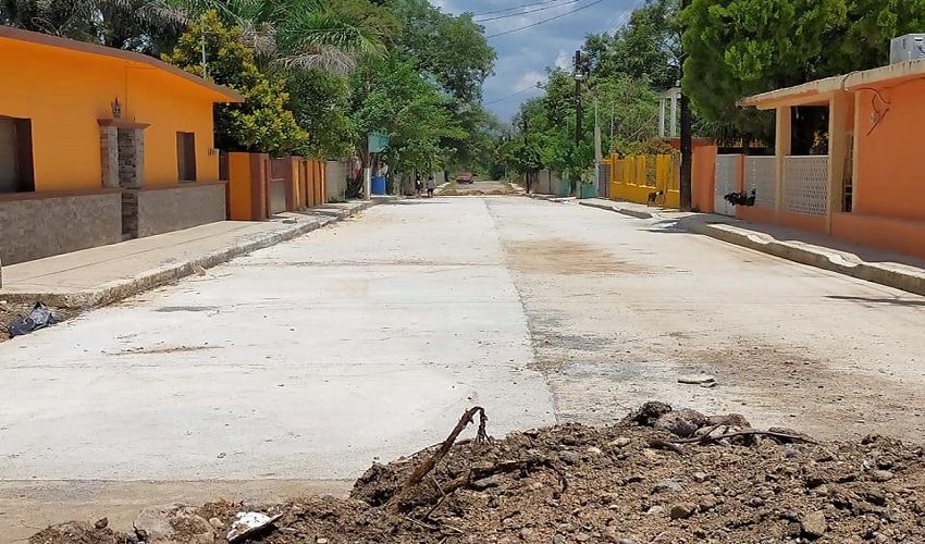 Alcalde Reyes Wenseslado Zúñiga Vázquez, en coordinación con obras publicas siguen trabajando por la comunidad.
