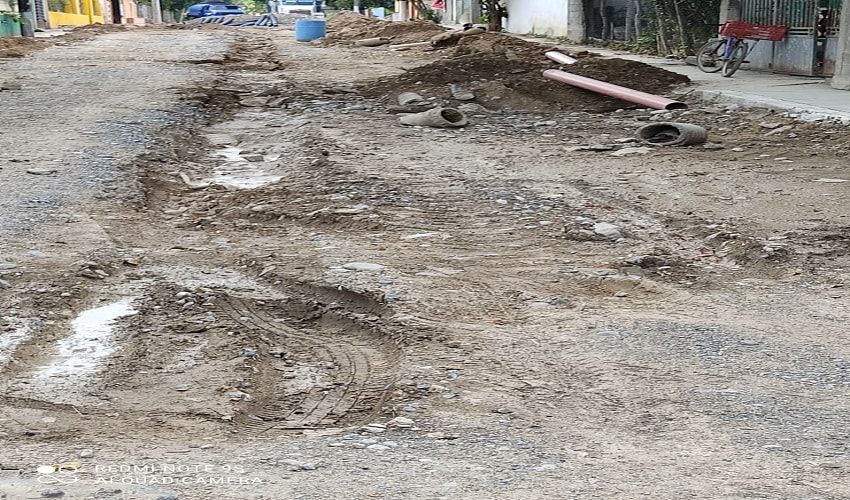 Alcalde Reyes Wenseslado Zuñiga Vázquez sigue trabajando en Coordinación Obras publicas