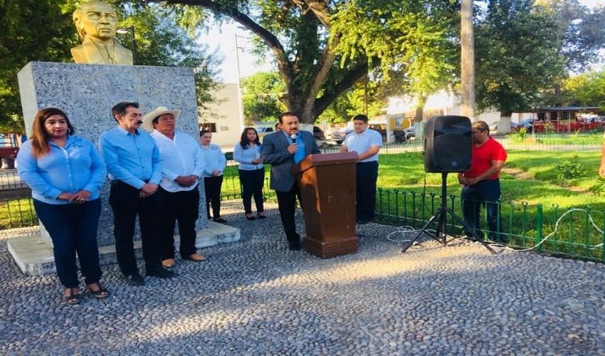 Alcalde Realizan Honores a Héroes de la Independencia.